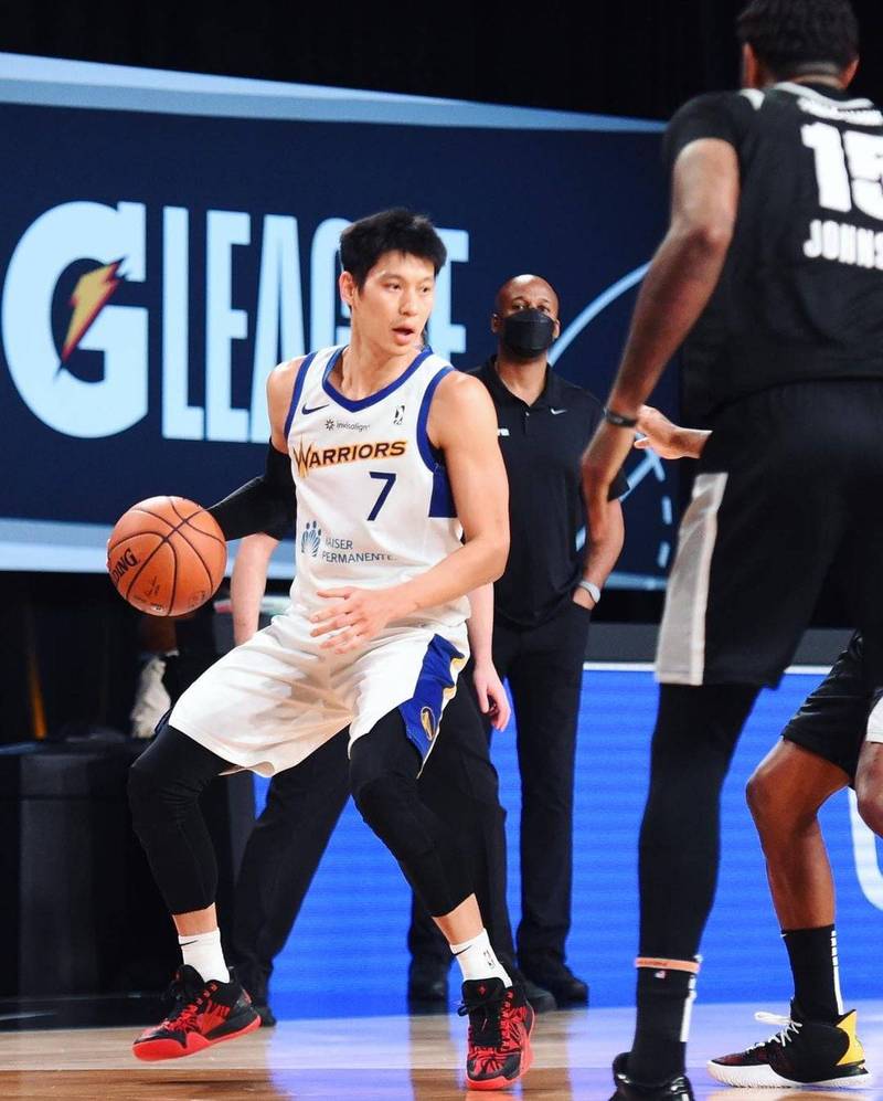 林书豪深信能重返NBA：我属于那 只是时间问题